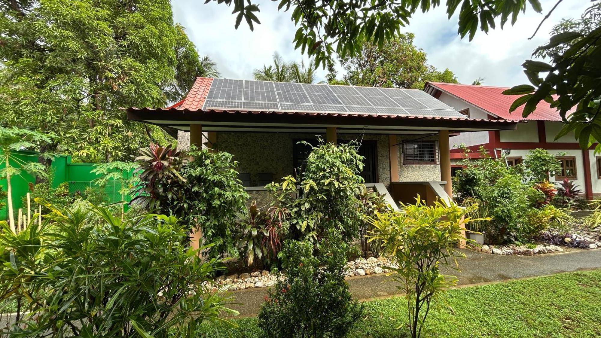 Haus Am Strand Auf Sibuyan Island Nahe Cresta De Gallo - Marevic'S Guesthouse 1 Ohne Klimaanlage Azagra Exteriör bild