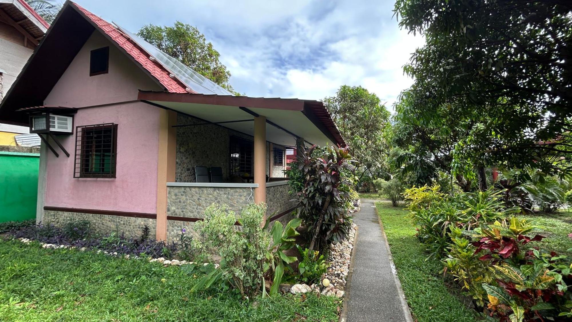 Haus Am Strand Auf Sibuyan Island Nahe Cresta De Gallo - Marevic'S Guesthouse 1 Ohne Klimaanlage Azagra Exteriör bild