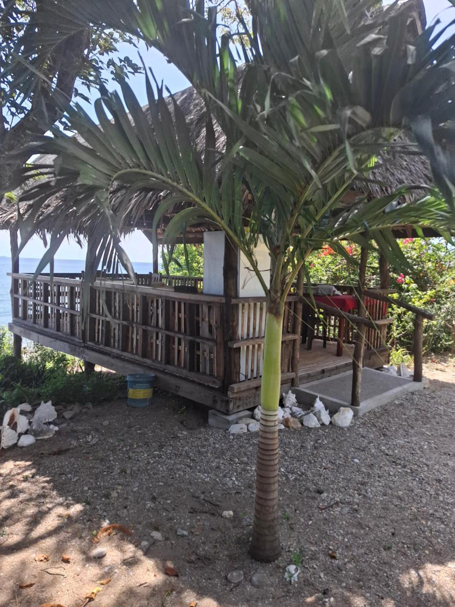 Haus Am Strand Auf Sibuyan Island Nahe Cresta De Gallo - Marevic'S Guesthouse 1 Ohne Klimaanlage Azagra Exteriör bild