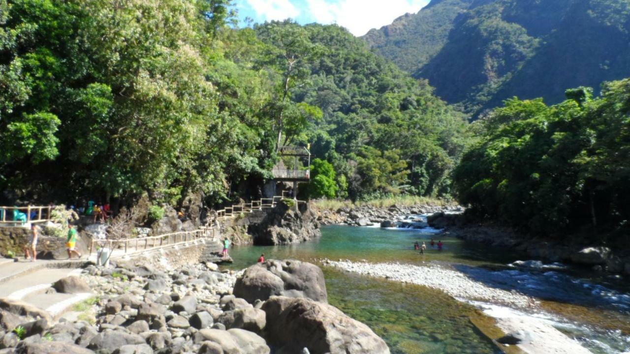 Haus Am Strand Auf Sibuyan Island Nahe Cresta De Gallo - Marevic'S Guesthouse 1 Ohne Klimaanlage Azagra Exteriör bild